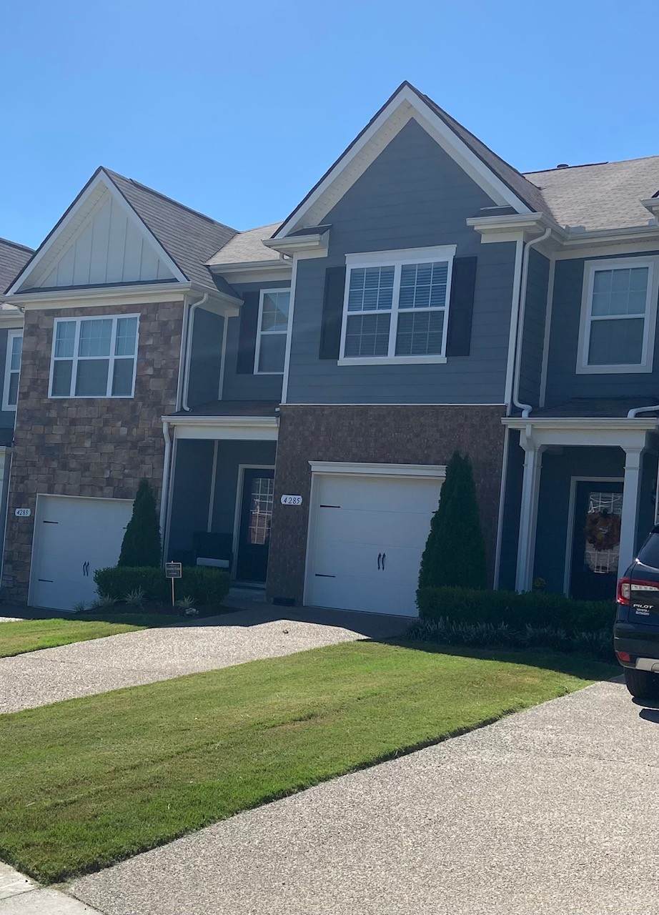 4285 Grapevine Loop - Photo 1