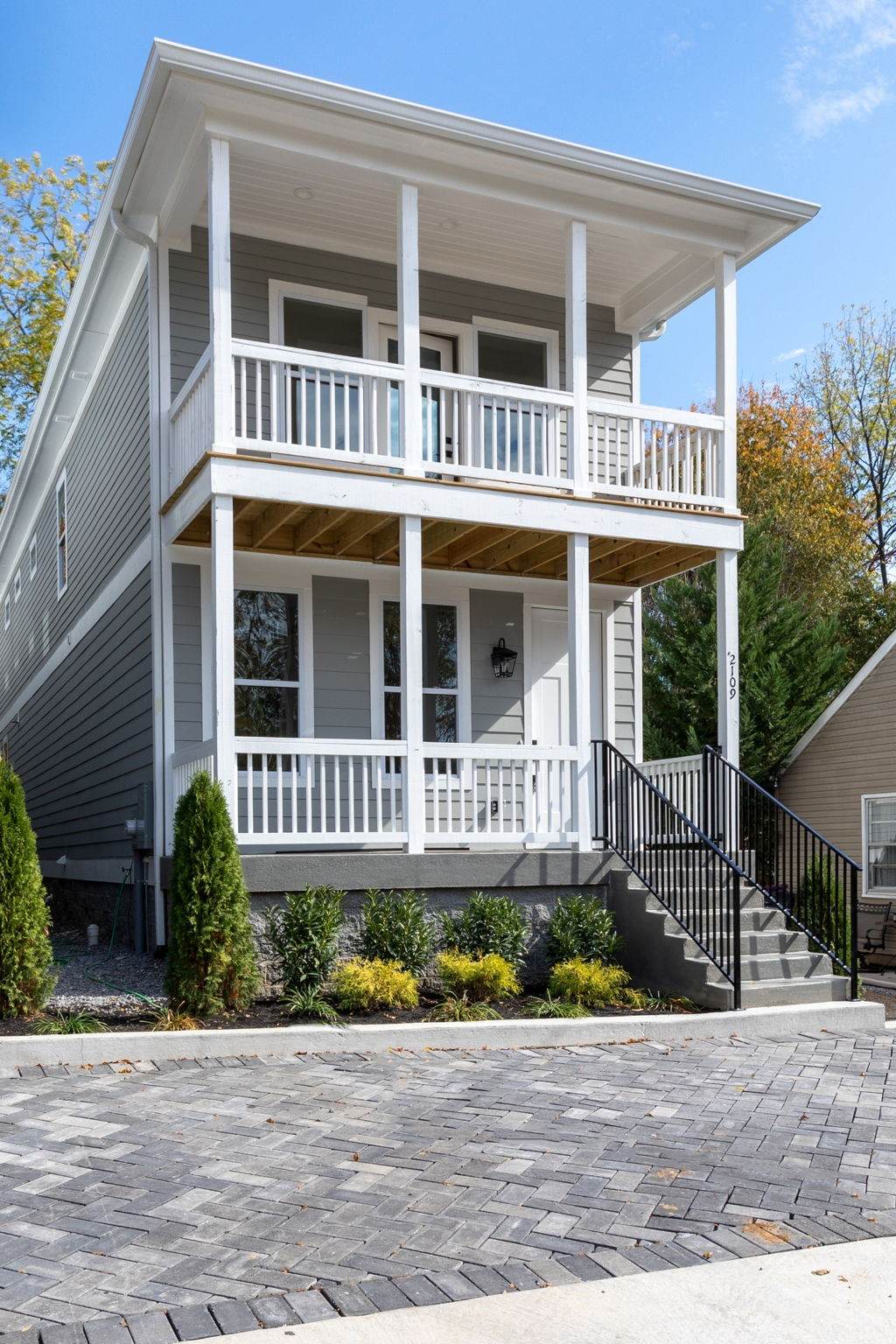 2109A Martha Ave - Photo 1