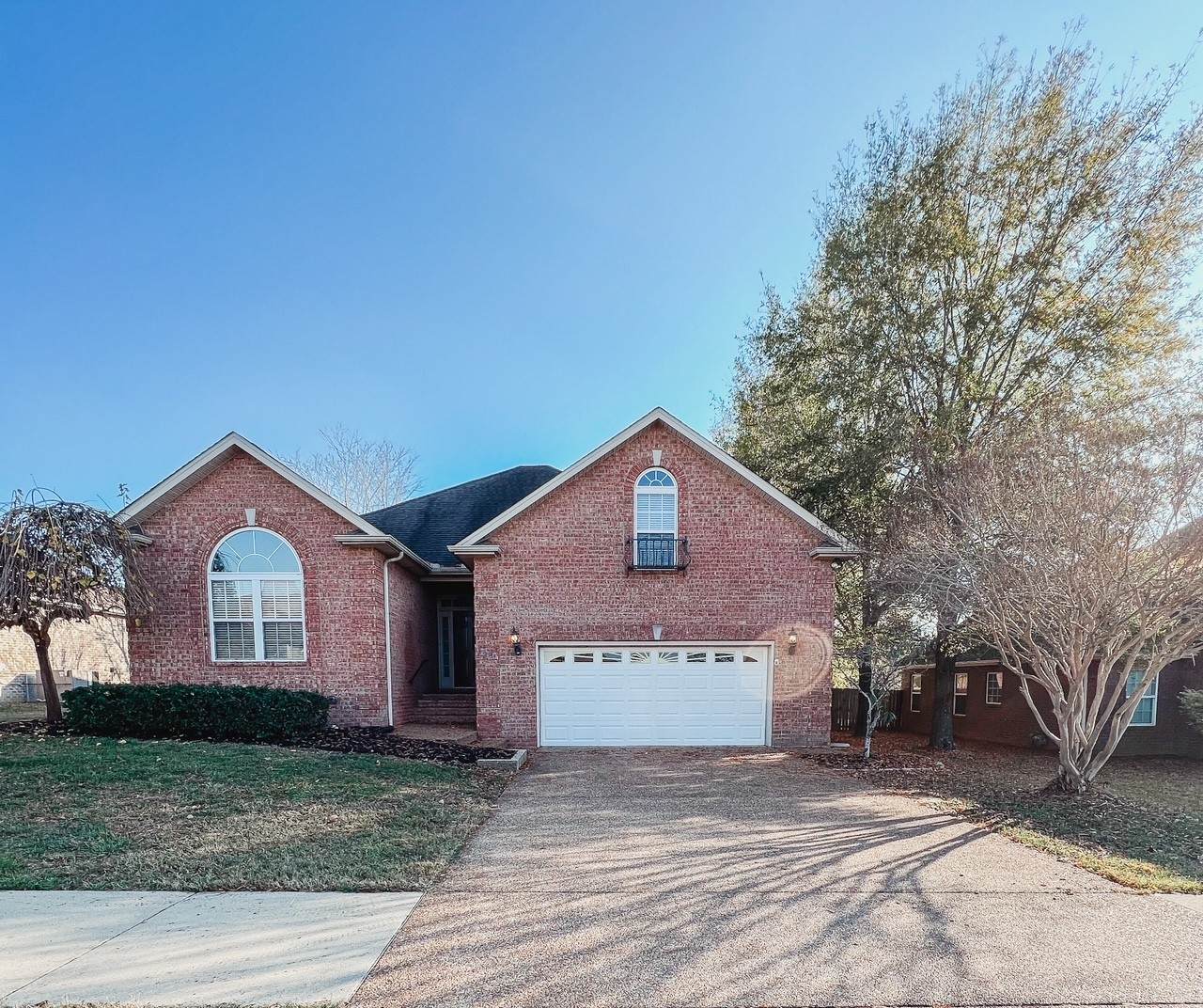 1220 Bothwell Pl - Photo 1