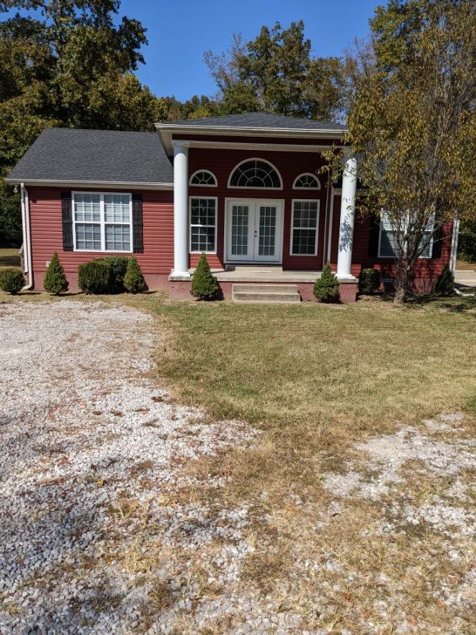 15 Station Dr - Photo 1