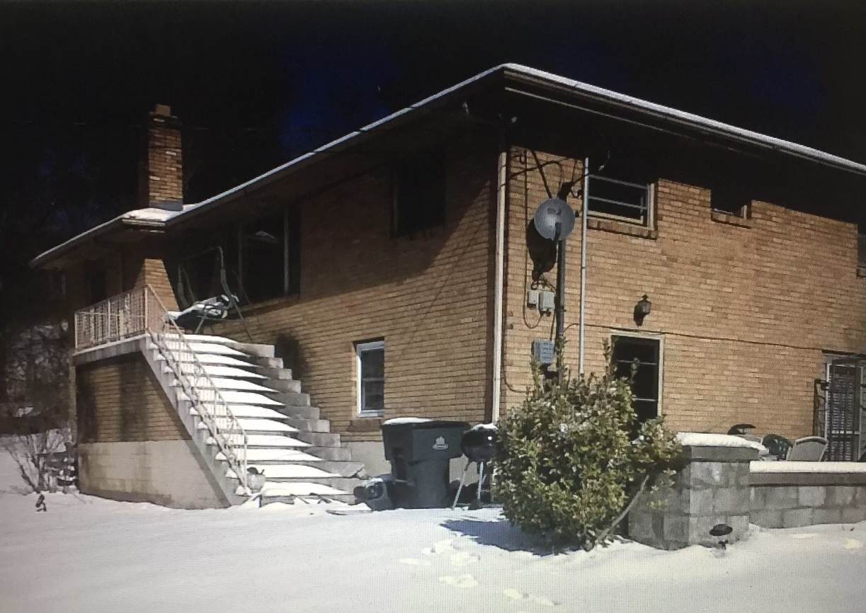 798 Watts Ln - Photo 1