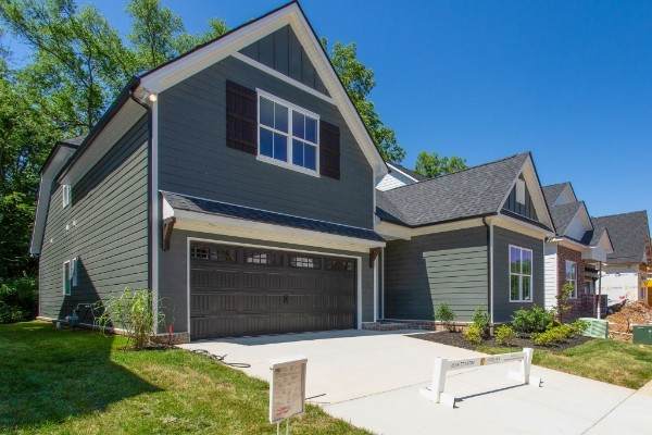 3631 Jacaranda Ln - Photo 1