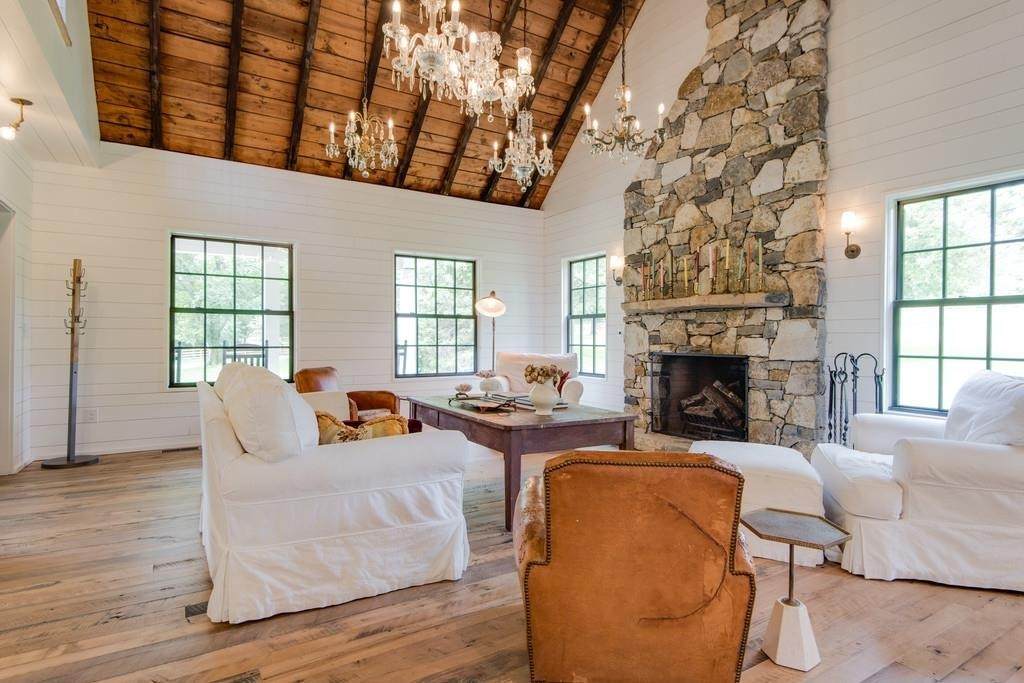808 Hill Rd - Photo 1