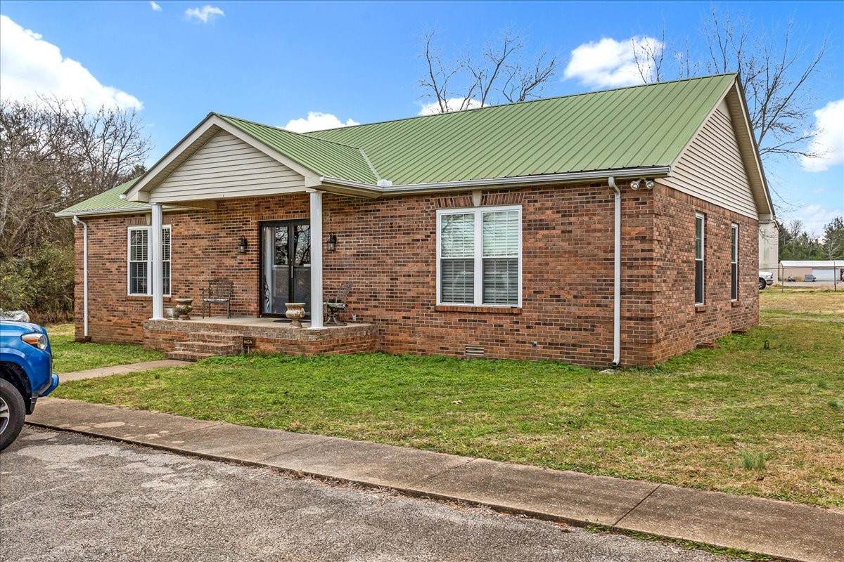 2528 Halls Hill Pike - Photo 1