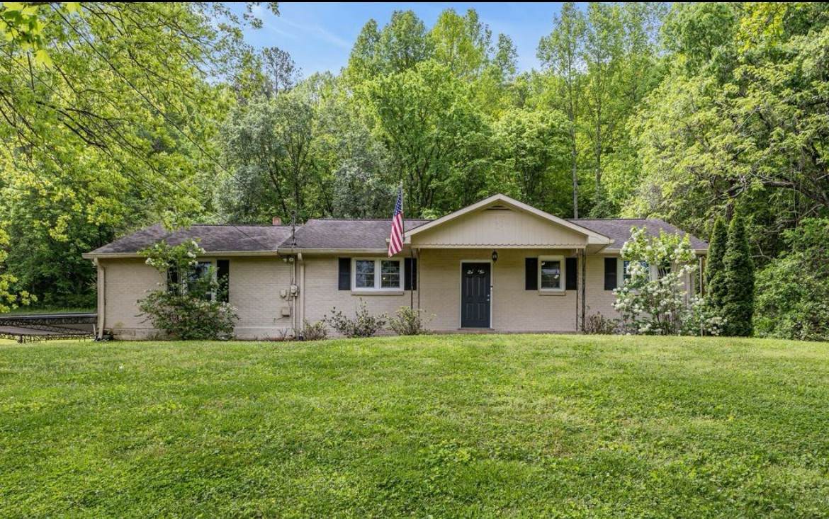9005 Highway 100 - Photo 1