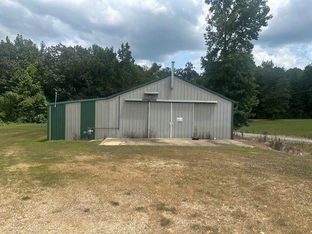 320 South Point Dr - Photo 1