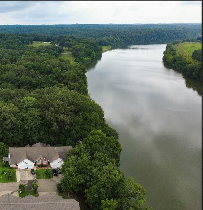 145 Rose Dr - Photo 1