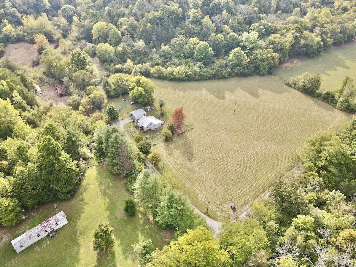 1634 Gilley Hill Rd - Photo 1