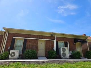 8122 Sawyer Brown Rd - Photo 1
