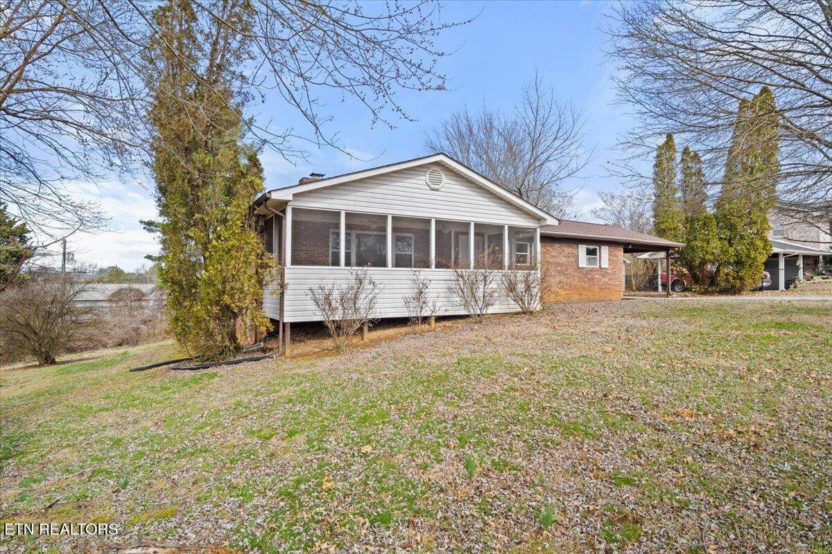 716 Lakewood Drive - Photo 1