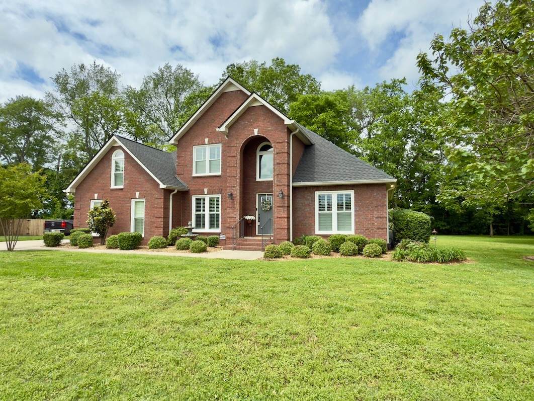 126 Copperas Ct - Photo 1