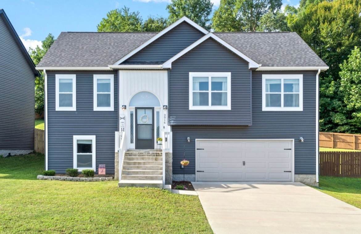 2916 Feng Way - Photo 1
