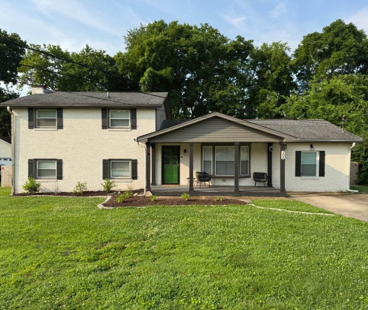 106 Colonial Dr - Photo 1