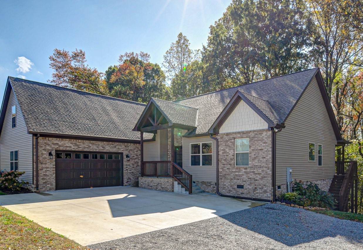 737 Shun Pike - Photo 1