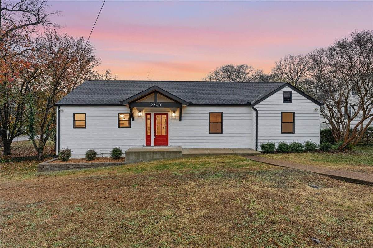 2800 W Kirkwood Ave - Photo 1