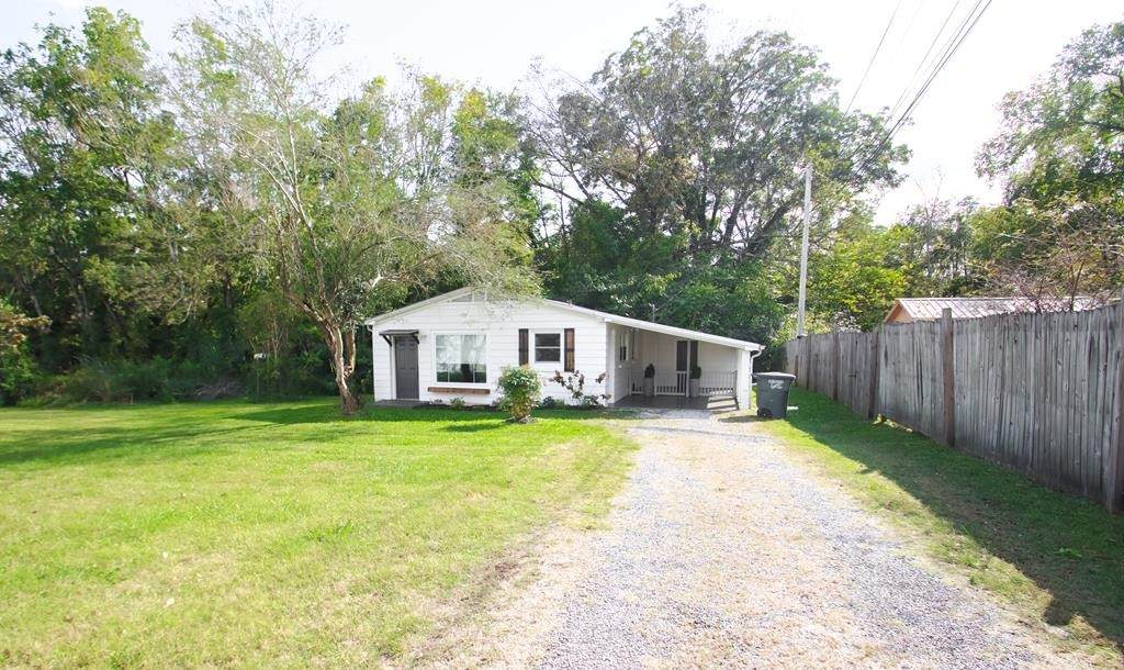 119 Walker St - Photo 1