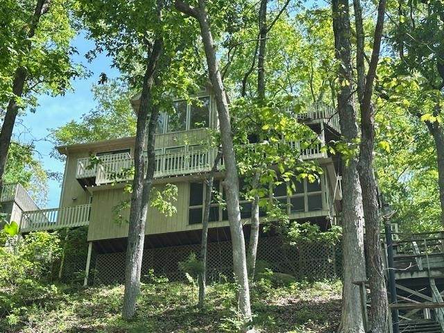 1720 Point Grand Dr - Photo 1