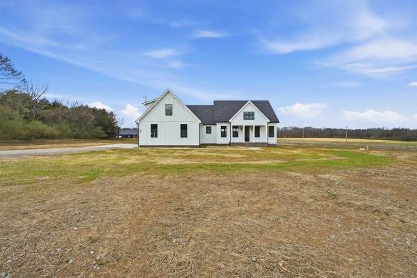 130 Roddy Road - Photo 1