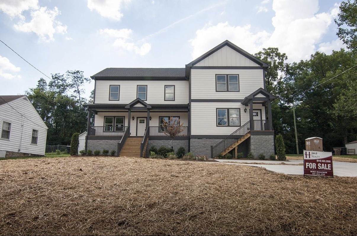 2439 Inga St - Photo 1