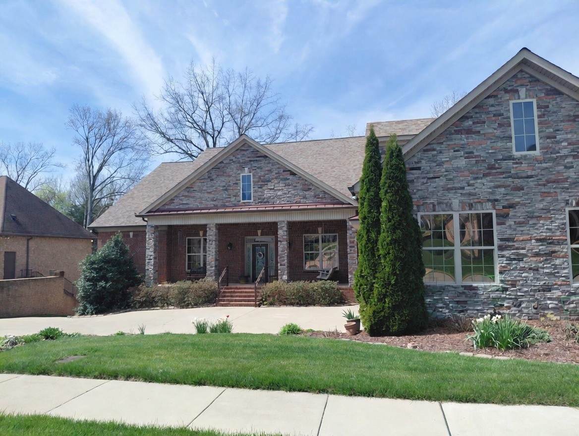 333 Bournemouth Lane - Photo 1