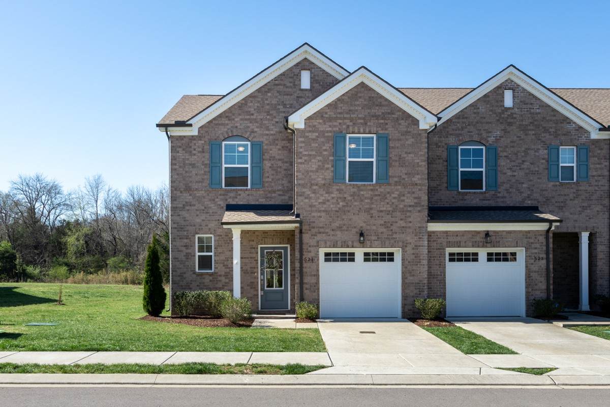 521 Medwyk Dr - Photo 1