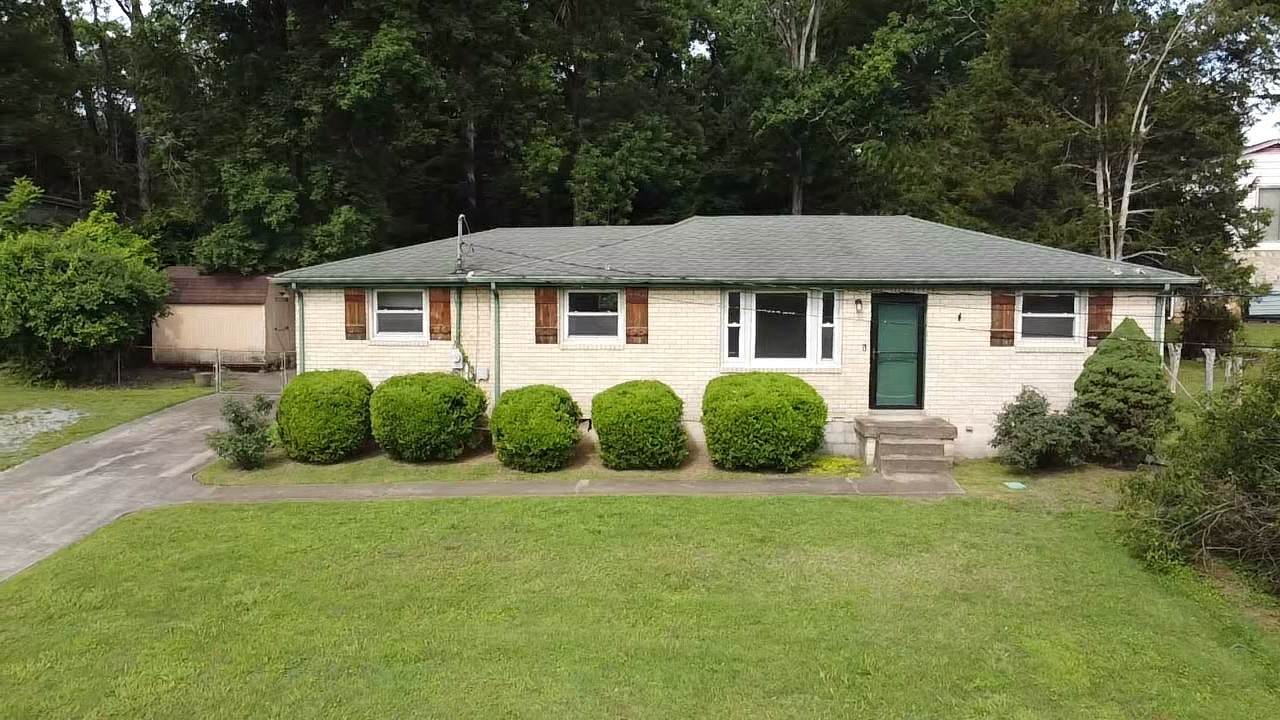 375 Spring Valley Dr - Photo 1