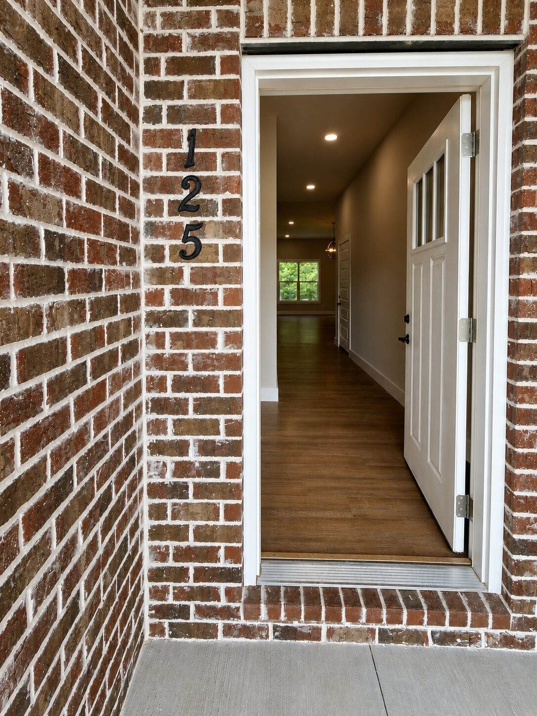 https://bt-photos.global.ssl.fastly.net/nashville/1280_boomver_2_RTC3178912-1.jpg
