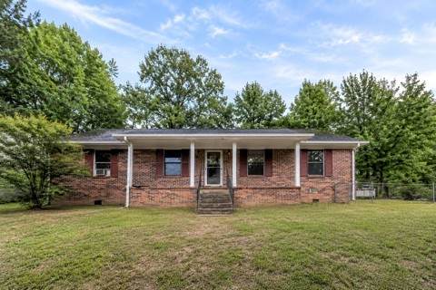 129 Oak St - Photo 1