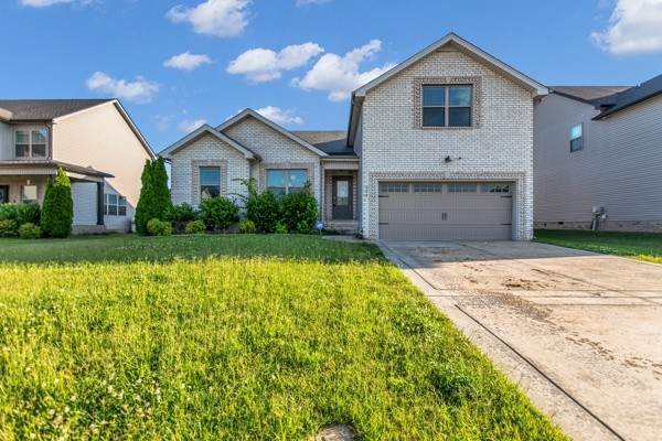 506 Latham Ct - Photo 1