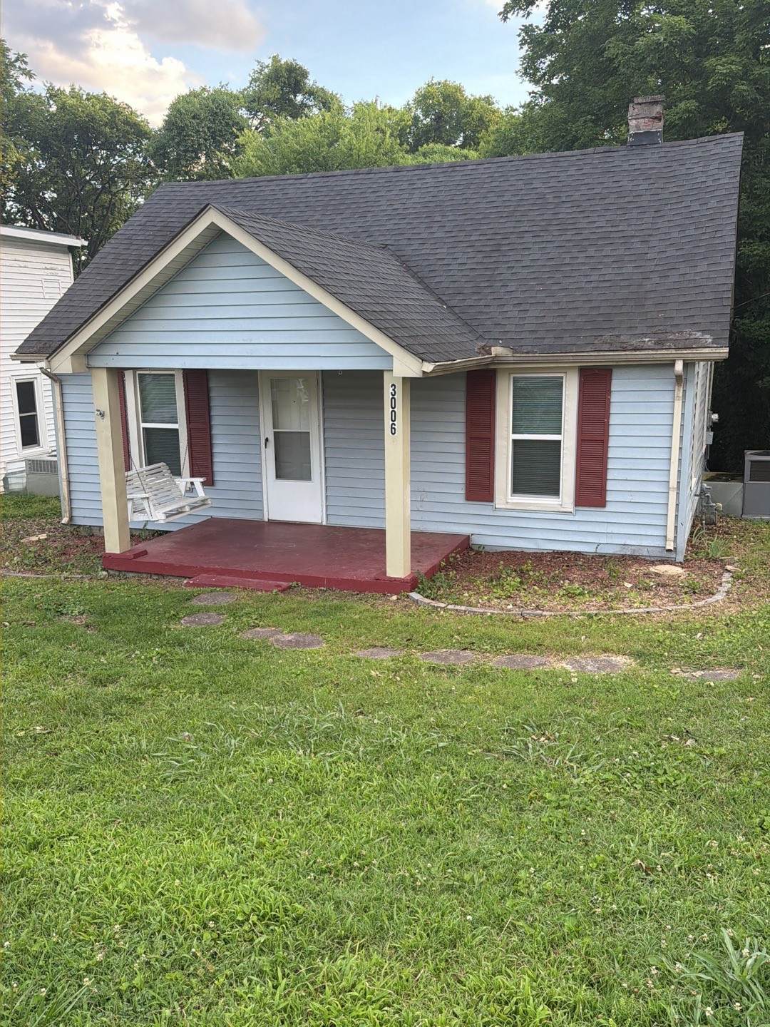 3006 Lakeshore Dr - Photo 1