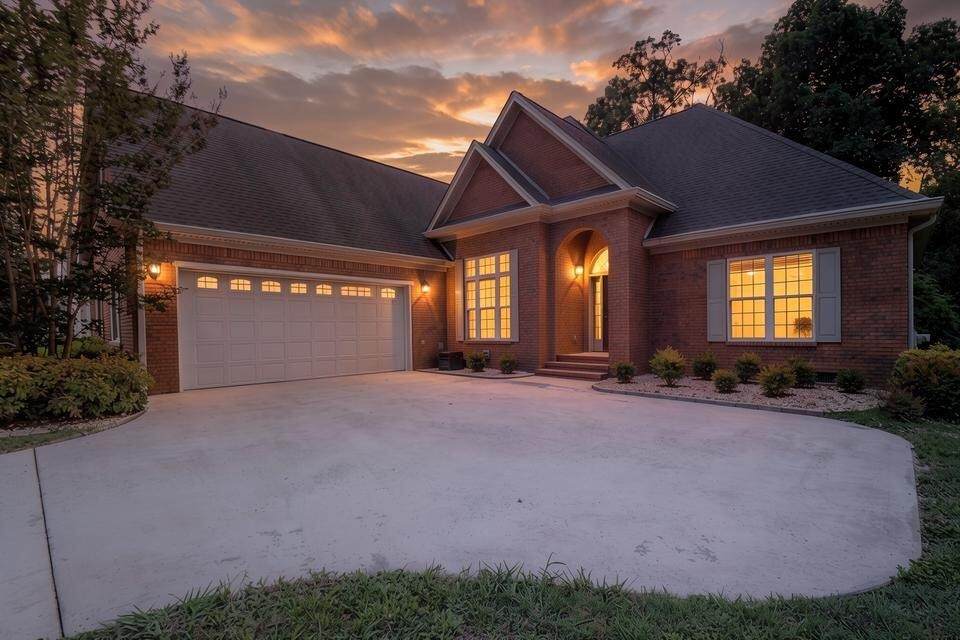 7120 Homestead Circle - Photo 1