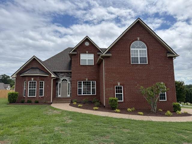 203 James Matthew Ln - Photo 1