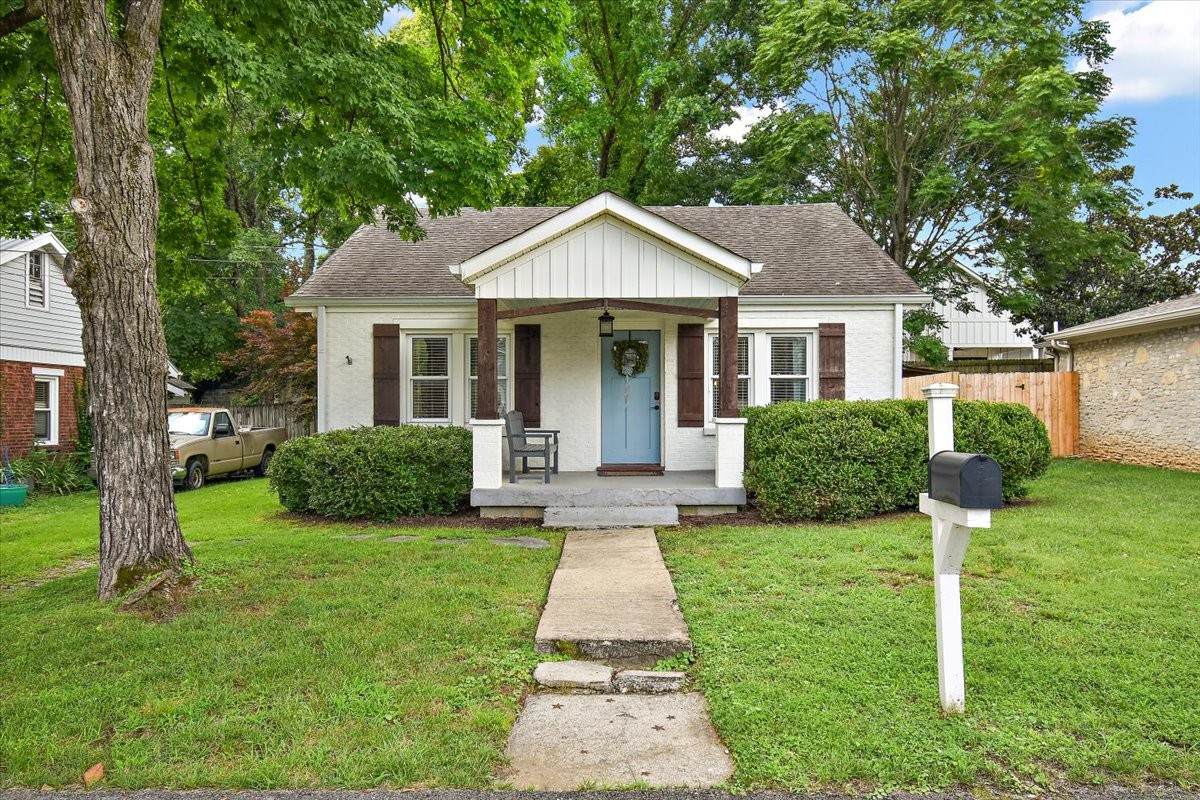 110 Battlefield Dr - Photo 1