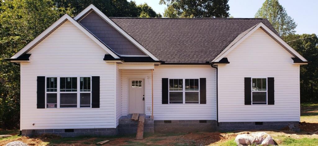 2150 Sunset Dr - Photo 1