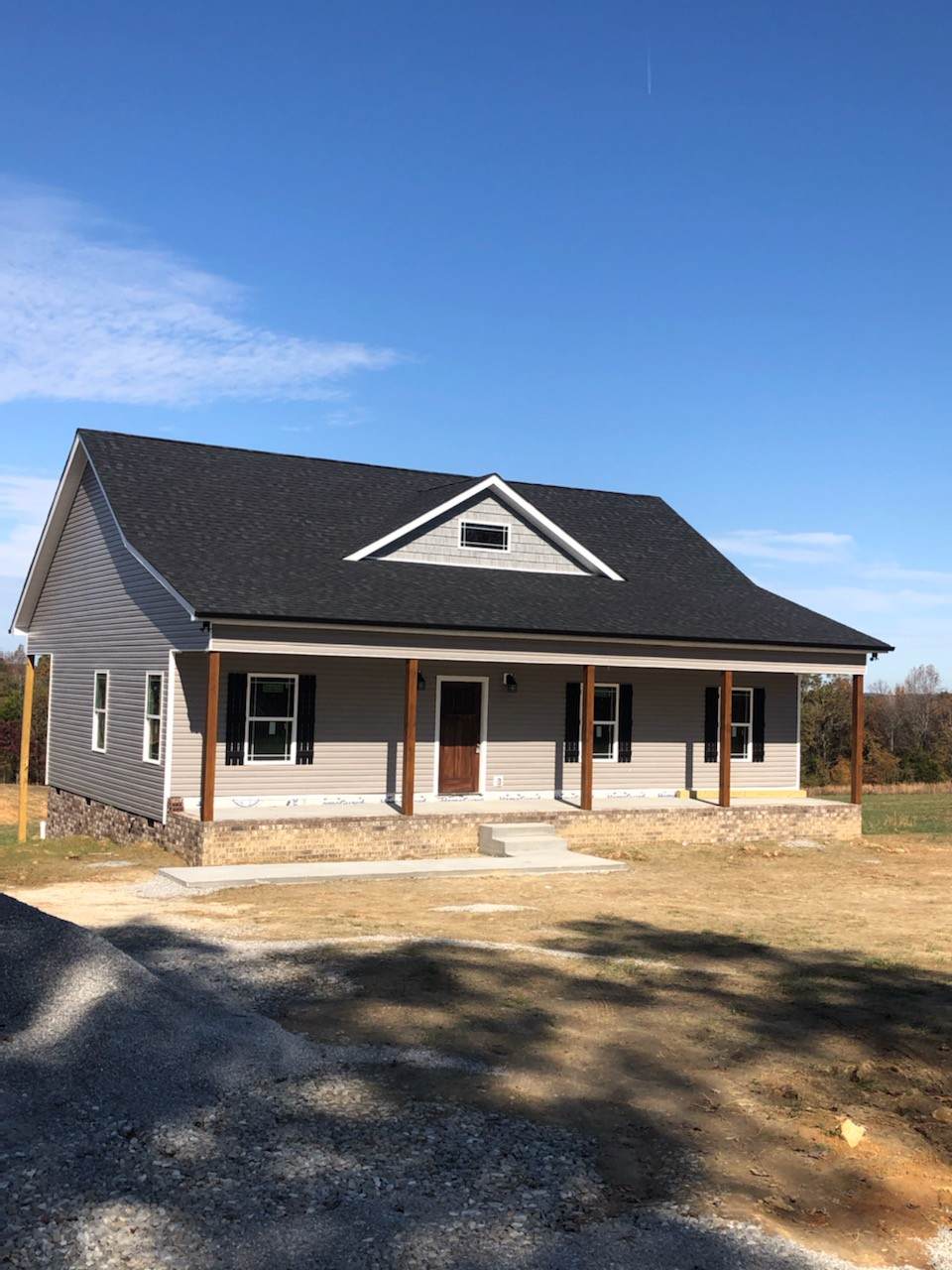 809 Hooper - Photo 1
