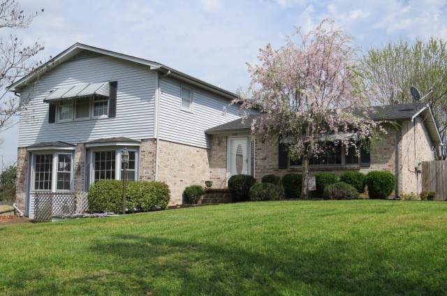 1204 Parker Dr - Photo 1