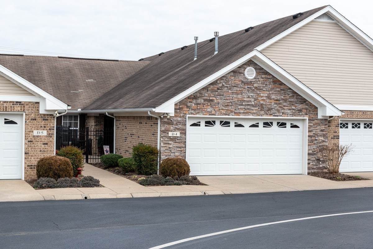 800 S Browns Ln - Photo 1