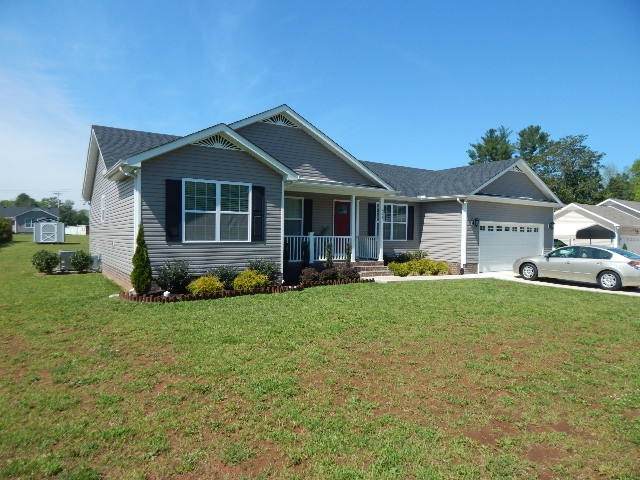 908 Boyd Ave - Photo 1