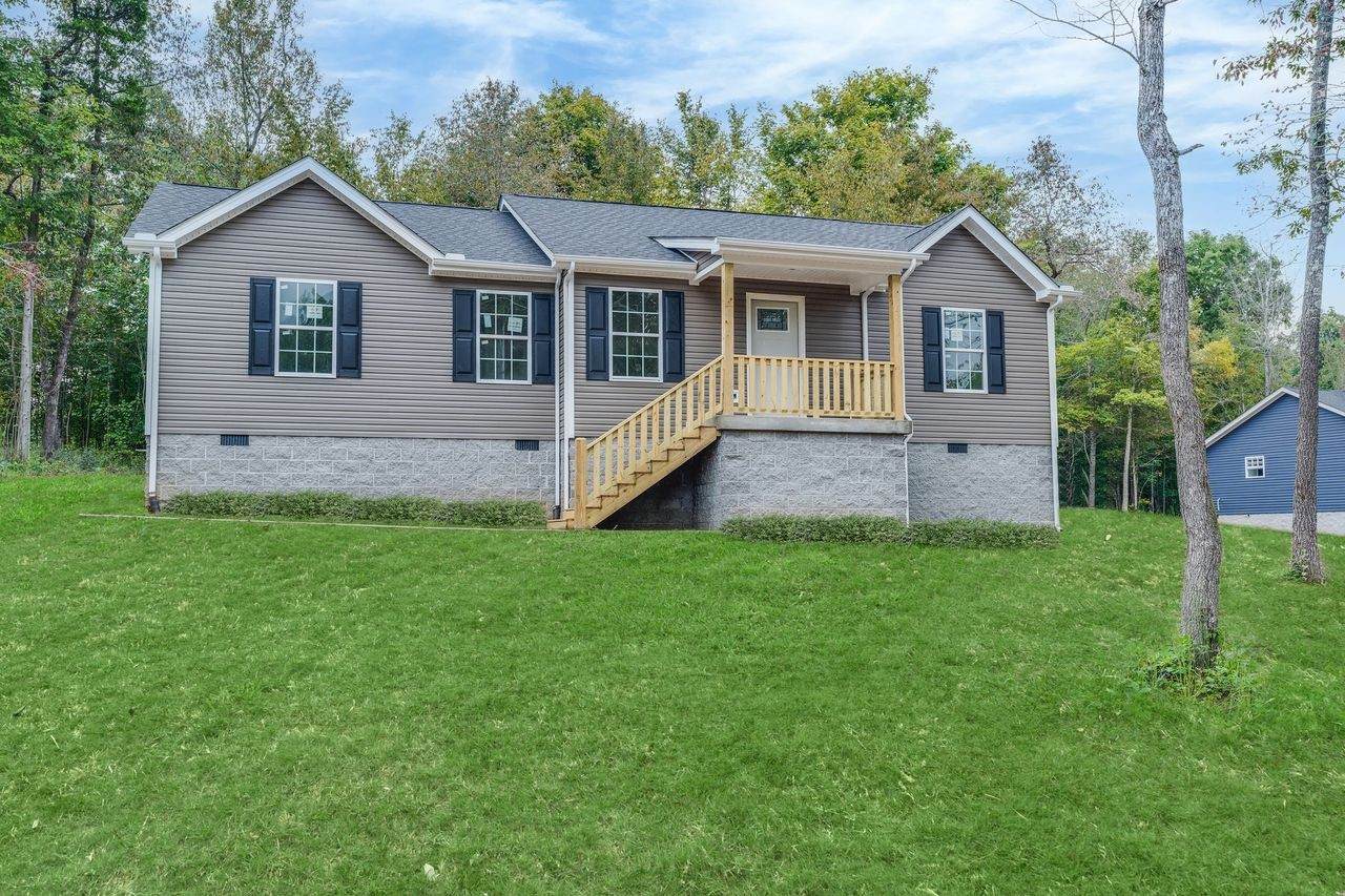 979 Promise Land Rd - Photo 1
