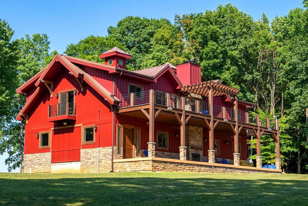 4451 Airport Rd - Photo 1