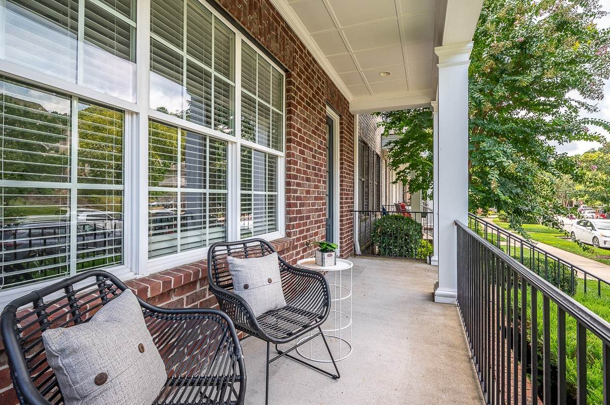 2326 Clare Park Dr - Photo 1
