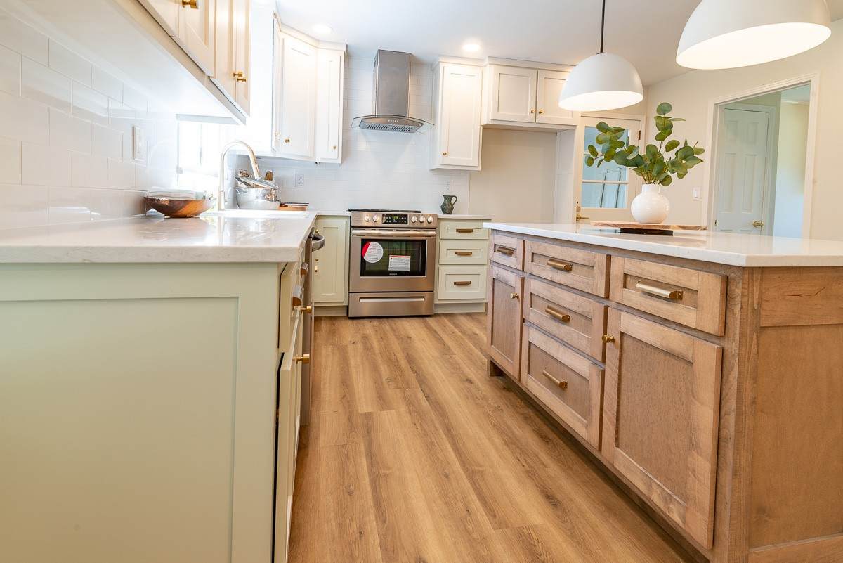 204 Twelve Oaks Rd - Photo 1