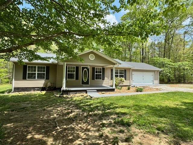 238 Laurens Ln - Photo 1