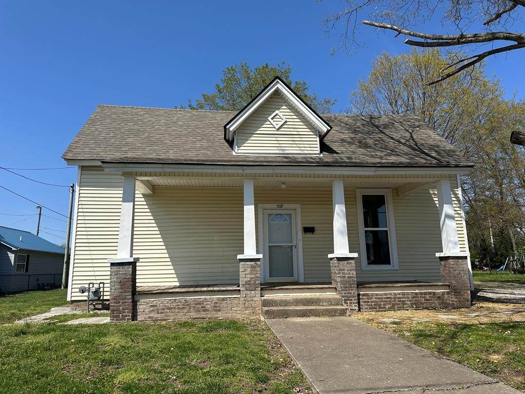 509 S Cleveland Ave - Photo 1