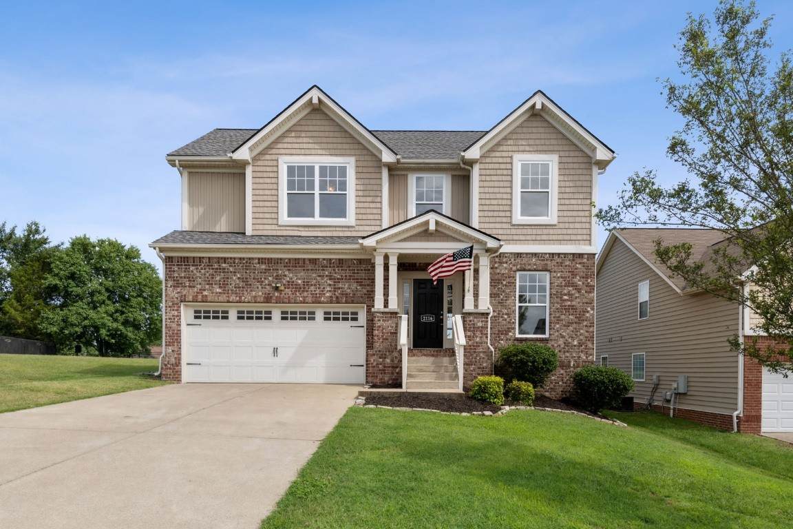 2116 Putnam Ln - Photo 1