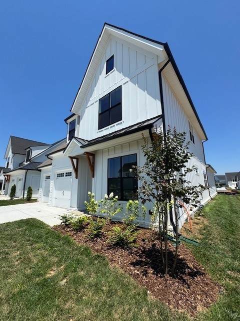 5738 Lennis Lane - Photo 1