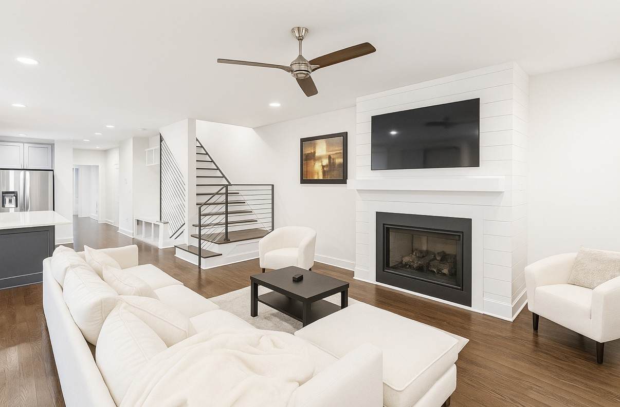 1114B 2nd Ave - Photo 1