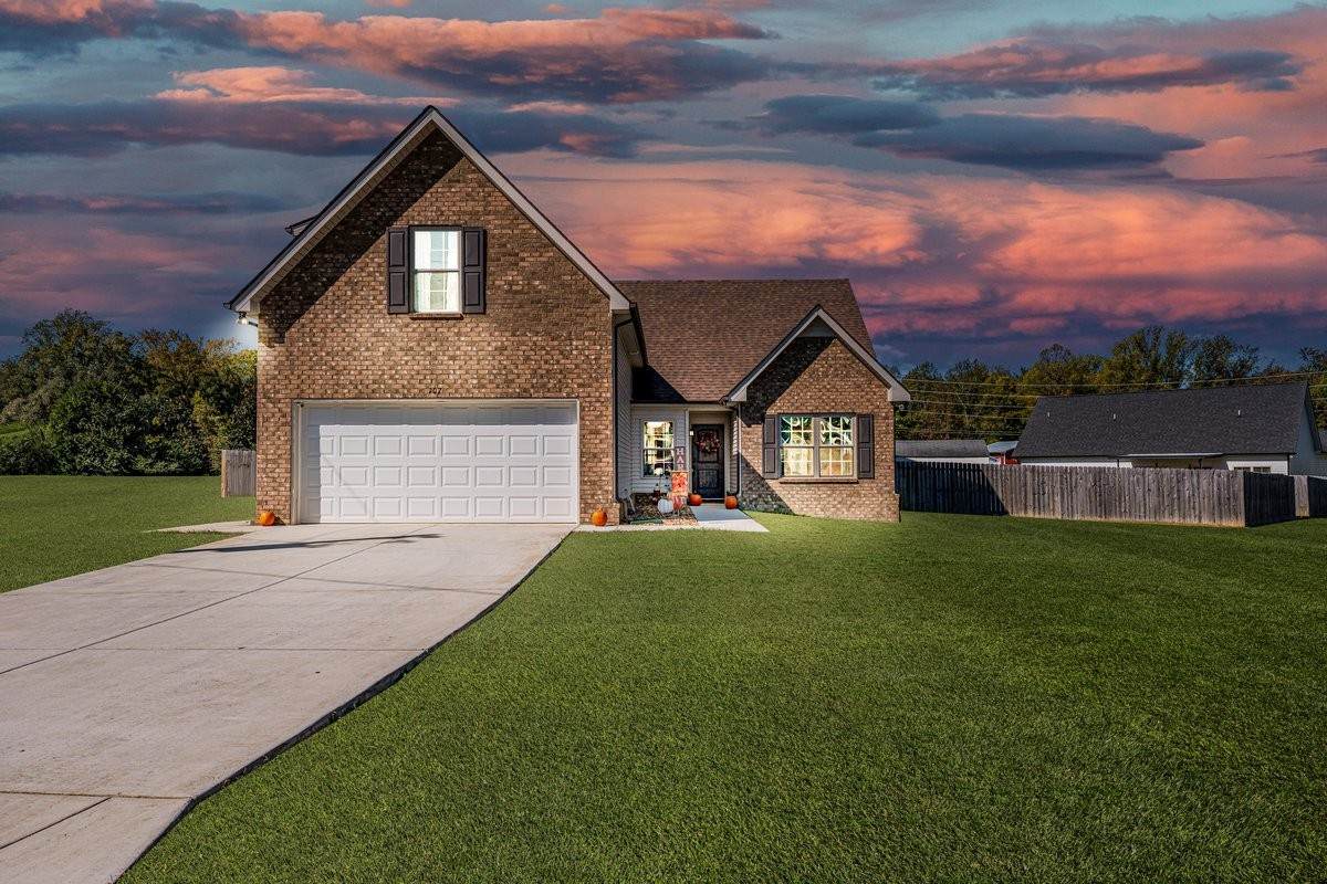 107 Grace Ct - Photo 1