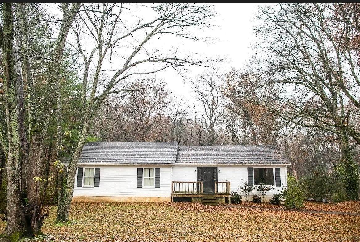 210 Elliott Ct - Photo 1