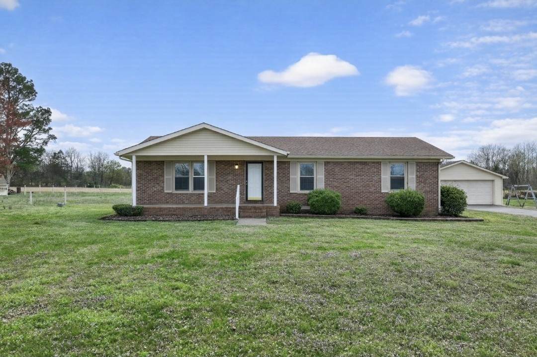 4377 Windrow Rd - Photo 1